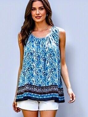 ⛵Charter Club Blue and White Floral Sleeveless Top W/ Red Floral Hem